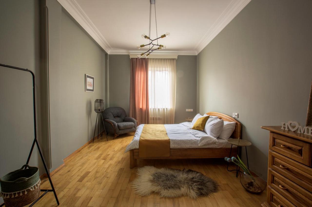Hotelise I Our-Yard Apartment Erivan Exterior foto